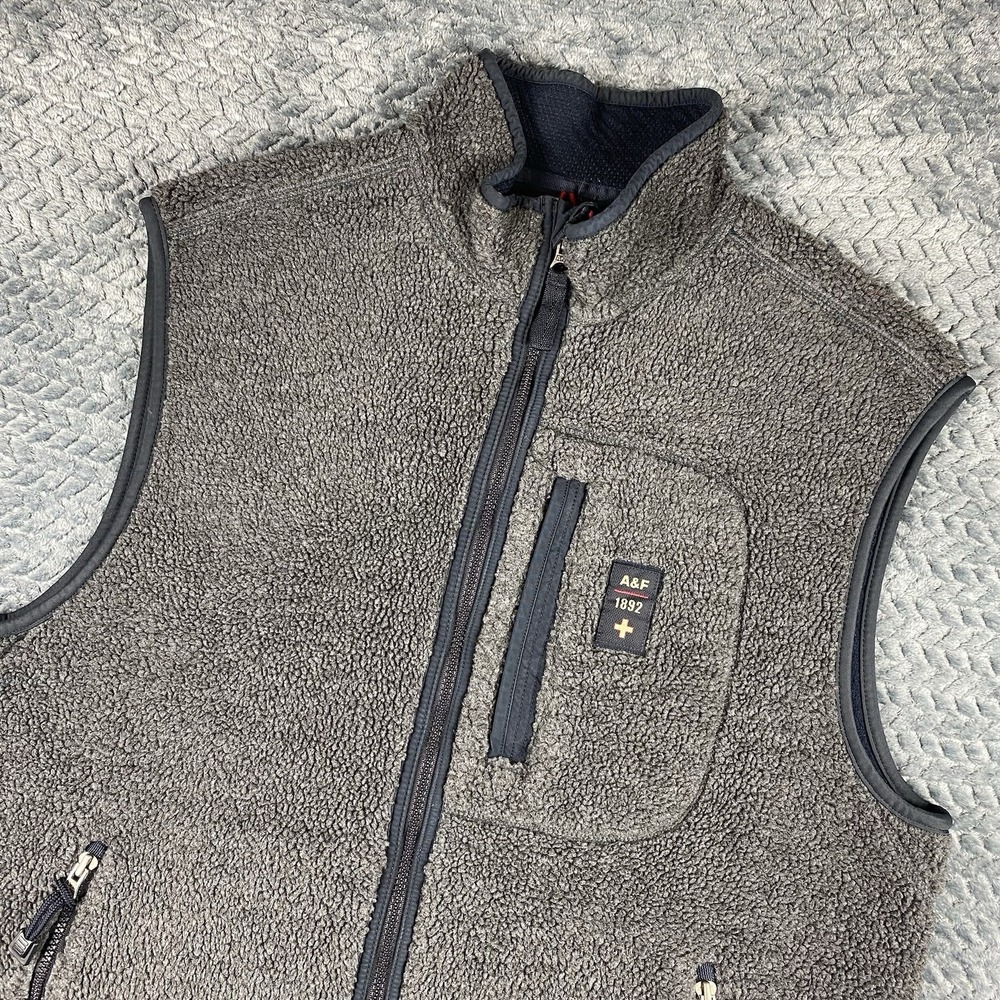 Abercrombie & Fitch Vintage Vest Mens XL Gray Sherpa Fleece Full Zip Outdoor Y2K - Picture 2 of 9
